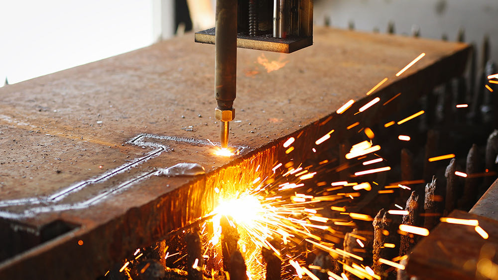 Gaziantep  2000x6000mm ebatlarında 8mm - 350mm kalınlık aralığında portföyümüzde bulunan tüm sac ürünlerinin kesim işlemleri gerçekleştirilmektedir.