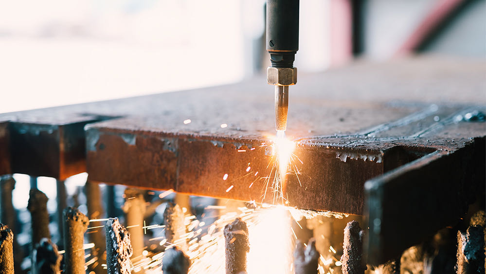 Gaziantep  2000x6000mm ebatlarında 8mm - 350mm kalınlık aralığında portföyümüzde bulunan tüm sac ürünlerinin kesim işlemleri gerçekleştirilmektedir.