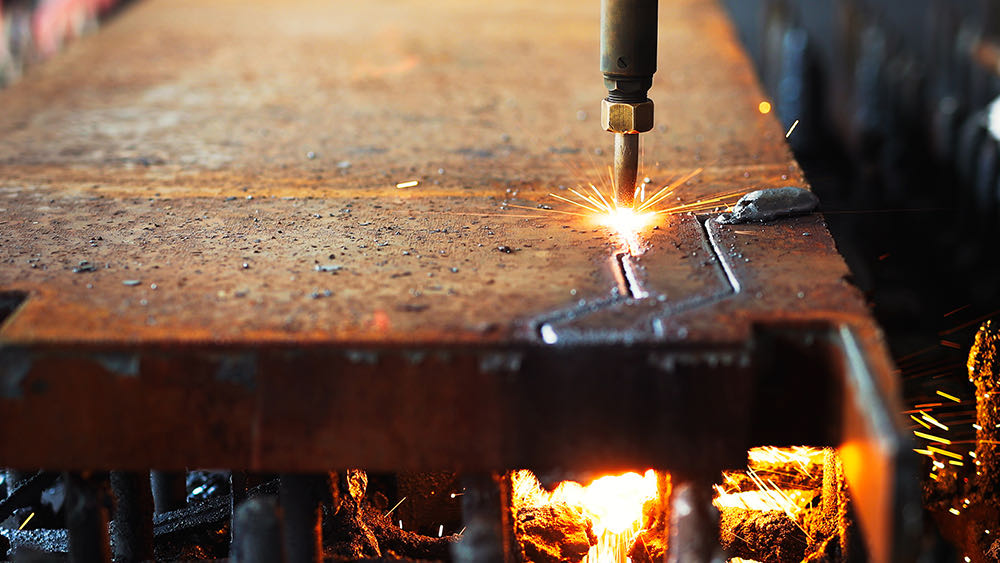 Gaziantep  2000x6000mm ebatlarında 8mm - 350mm kalınlık aralığında portföyümüzde bulunan tüm sac ürünlerinin kesim işlemleri gerçekleştirilmektedir.