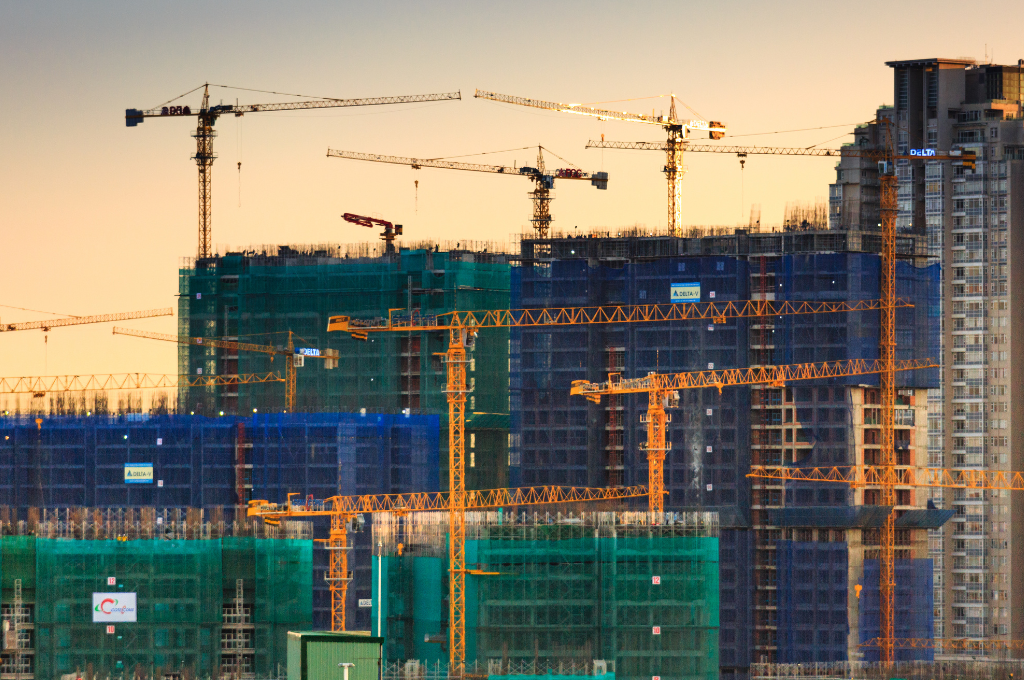 Temelden Çatıya İnşaat Sektörü İnşaat Nedir?İnşaat, modern yaşamın temel taşıdır. Sütun ve duvarlarla desteklenen, çatılı yapıları...