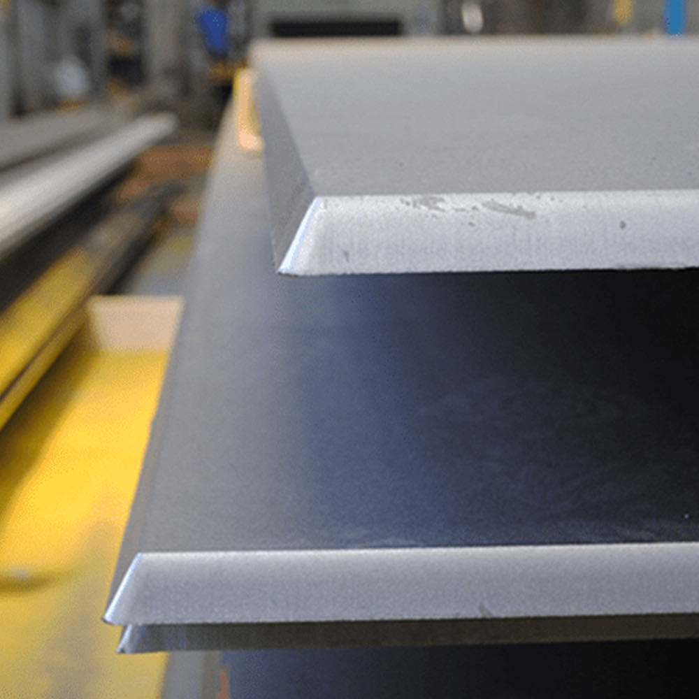  ST-37 Çeliğin genel yapı malzemelerinde kullanılan önemli türlerinden biri olan&nbsp;ST-37&nbsp;sac ürünle...