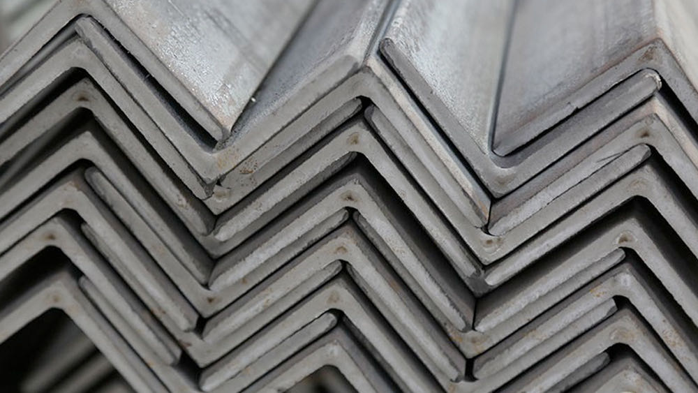 Gaziantep  While many different products are produced in the construction industry and industrial sectors, this type of bracket, which can be used for forming support at the junction points and corner points, usually has an L-shaped production model and shows the type of use with different weights and dimensions.