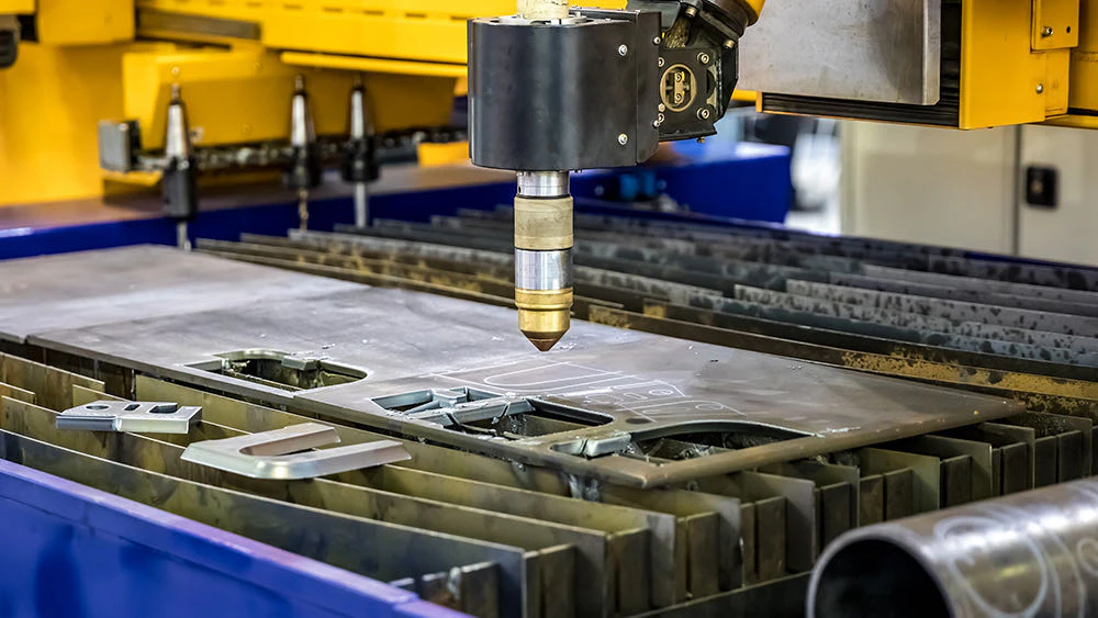  Cutting operations are performed of all sheet metal products in the thickness range of 4mm - 50mm  in our complex which dimensions of  2000x6000mm.